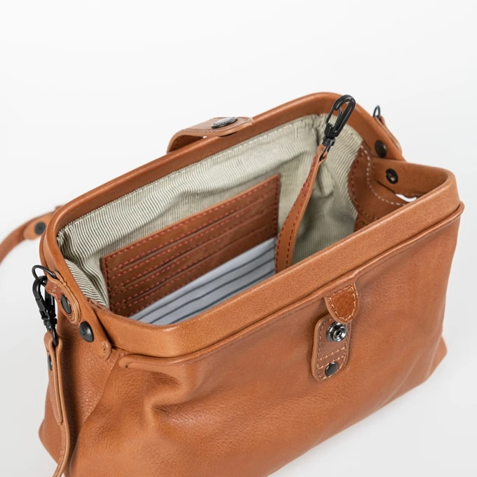 Aunts & Uncles Grandma's Luxery Club Mrs. Eclair Shoulderbag Caramel 9 Aunts & Uncles Grandma's Luxery Club Mrs. Eclair Shoulderbag Caramel - Afbeelding 7