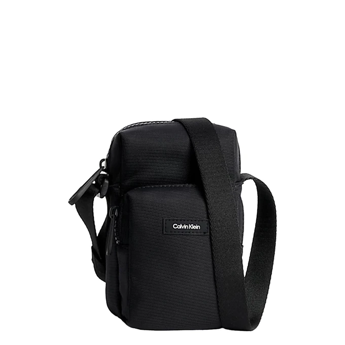 Calvin Klein Ck Must T Reporter X Ck Black 3 Calvin Klein Ck Must T Reporter X Ck Black