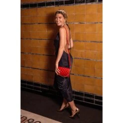 MÔSZ Kris Crossbody Phonebag Quilted Red 10 MÔSZ Kris Crossbody Phonebag Quilted Red -Diverse Tassen image 11689