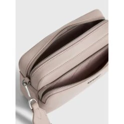 Calvin Klein Ck Must Camera Bag W Shadow Gray 11 Calvin Klein Ck Must Camera Bag W Shadow Gray -Diverse Tassen image 11941