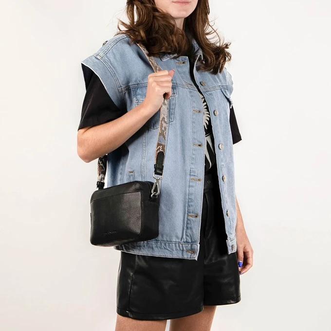 Cowboysbag Paige Crossbody Black/blue 4 Cowboysbag Paige Crossbody Black/blue - Afbeelding 2