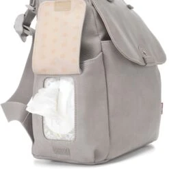 Babymel Robyn Convertible Backpack Faux Leather Pale Grey 17 Babymel Robyn Convertible Backpack Faux Leather Pale Grey -Diverse Tassen image 13793