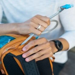 Pacsafe Eco 12L Sling Backpack Econyl Gravity Gray 23 Pacsafe Eco 12L Sling Backpack Econyl Gravity Gray -Diverse Tassen image 14141