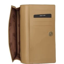 Burkely Beloved Bailey Phonebag Coy Cognac 13 Burkely Beloved Bailey Phonebag Coy Cognac -Diverse Tassen image 14419
