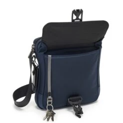 Tumi Alpha Bravo Barksdale Junior Crossbody Navy 9 Tumi Alpha Bravo Barksdale Junior Crossbody Navy -Diverse Tassen image 14443
