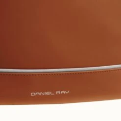 Daniel Ray Highlands Waterafstotende Laptop Backpack 15.6'' M Orange 13 Daniel Ray Highlands Waterafstotende Laptop Backpack 15.6'' M Orange -Diverse Tassen image 4782