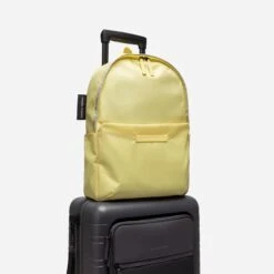 Horizn Studios Shibuya Daypack M Glossy Lemon / Light Quartz Grey 16 Horizn Studios Shibuya Daypack M Glossy Lemon / Light Quartz Grey -Diverse Tassen image 6839